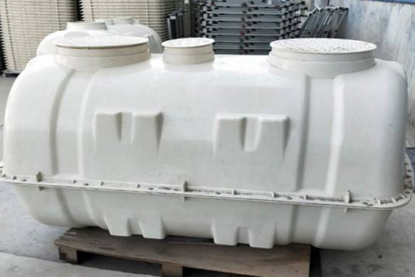 市場(chǎng)上玻璃鋼模壓化糞池的報(bào)價(jià)是多少 市場(chǎng)上玻璃鋼模壓化糞池的報(bào)價(jià)是多少